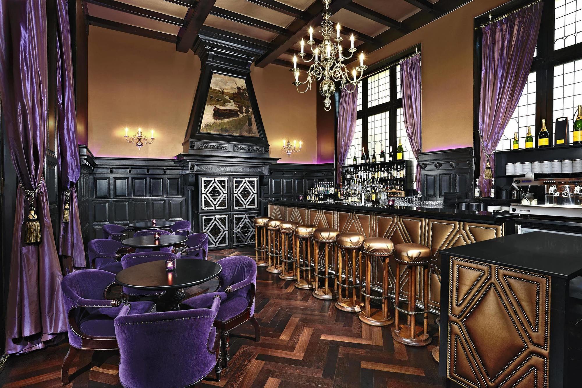 Hotel Des Indes La Haya Restaurante foto The bar at the St. Regis New York