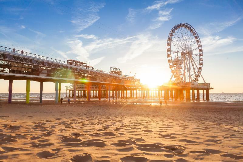 Hotel Des Indes La Haya Exterior foto The beach at Scheveningen